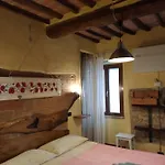 Apartment Casa Giulia On Francigena