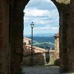 Apartment Casa Giulia On Francigena