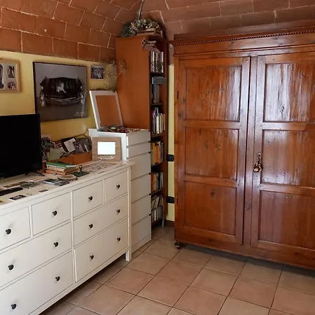 Casa Giulia On Francigena アパート ガンバッシ・テルメ